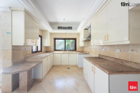 Villa til leje i Al Barsha, Dubai, UAE 6 soveværelser, 1412.1 kvm № 714324 - foto 8