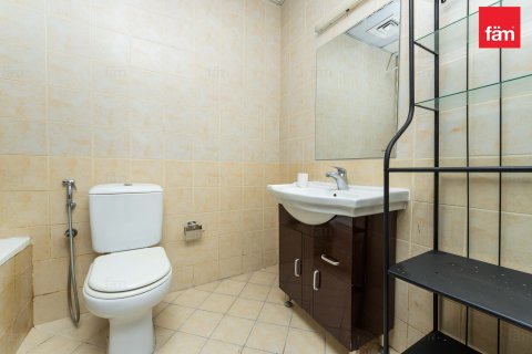 Apartment til salg i Dubai Marina, Dubai, UAE 2 soveværelser, 102.7 kvm № 696908 - foto 17