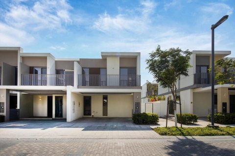 Řadový dům v Tilal Al Ghaf, Dubai, SAE 4 ložnice, 221 m² Č.: 613058 - fotografie 1