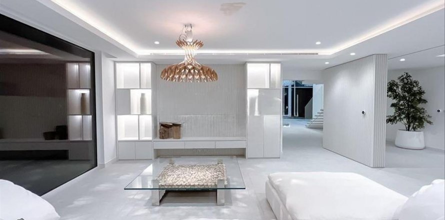 Vilë në Jumeirah Islands, Dubai, Emiratet e Bashkuara Arabe 5 dhoma gjumi, 989 m2. № 613054