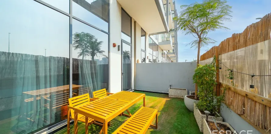 Lakás itt: Jumeirah Village Circle, Dubai, EAE, 2 hálószoba, 122 m², azonosító: 661093