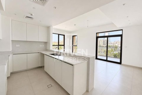 Apartman u gradu Umm Suqeim, Dubai, UAE 2 spavaće sobe, 121.7 m2 Br. 754198 - Slika 4