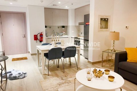 Apartment in Abu Dhabi, UAE 1 bedroom, 65 sq.m. № 633388 - photo 2