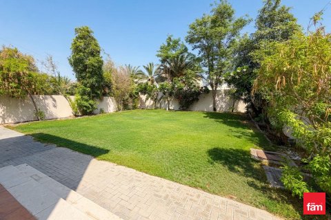 ویلا برای اجاره در Jumeirah Park، Dubai، امارات متحده عربی 3 خوابه ، 675.4 متر مربع ، شماره 721636 - تصویر 2