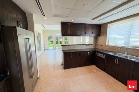ویلا برای اجاره در Jumeirah Park، Dubai، امارات متحده عربی 3 خوابه ، 675.4 متر مربع ، شماره 721636 - تصویر 9