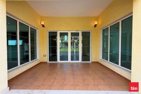 ویلا برای اجاره در Jumeirah Park، Dubai، امارات متحده عربی 3 خوابه ، 675.4 متر مربع ، شماره 721636 - تصویر 3
