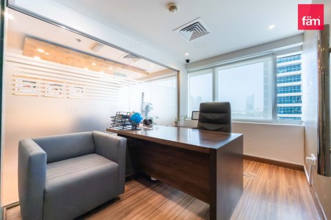 Zyrë në Dubai, Emiratet e Bashkuara Arabe 102.6 m2. № 721635 - Foto 9