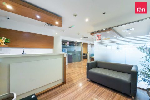 Zyrë në Dubai, Emiratet e Bashkuara Arabe 102.6 m2. № 721635 - Foto 1