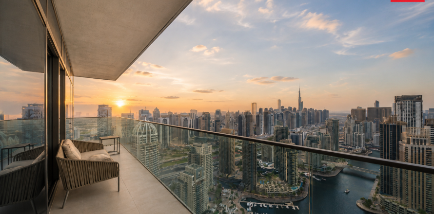 Lakás itt: Dubai Marina, EAE, 3 hálószoba, 181.8 m², azonosító: 721650