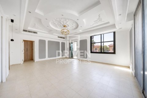 Falcon City of Wonders, Dubai, BAE’de satılık villa 5 yatak odası, 540.14 m² No 744708 - fotoğraf 9