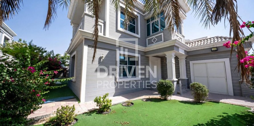 Falcon City of Wonders, Dubai, BAE’de villa 5 yatak odası, 540.14 m&sup2; No 744708