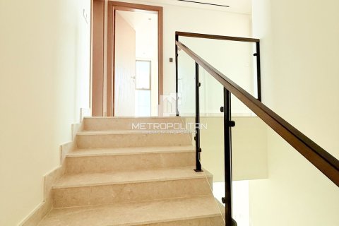 Вилла Al Furjan, Дубай, БАӘ-да 4 жатын бөлмелер, 357 м² № 665308 - фото 2