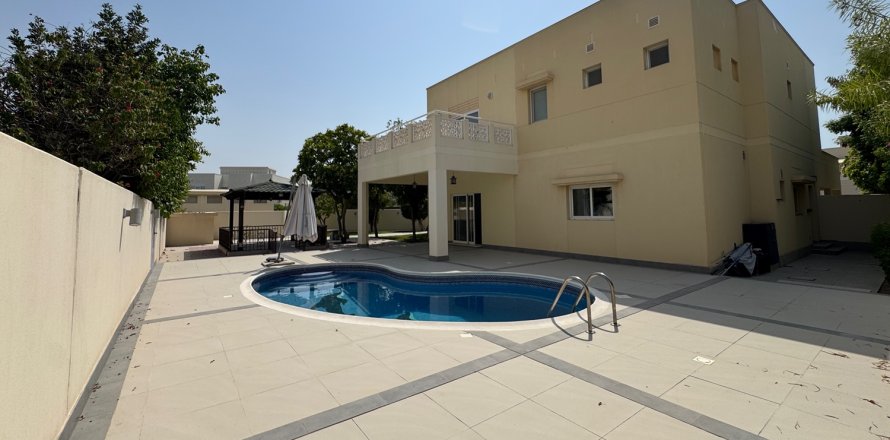 Meadows, Dubai, संयुक्त अरब अमीरात में विला, 4 बेडरूम, 371.97 वर्ग मीटर, संख्या 750007
