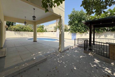 Meadows, Dubai, संयुक्त अरब अमीरात में विला, 4 बेडरूम, 371.97 वर्ग मीटर, संख्या 750007 - फ़ोटो 22