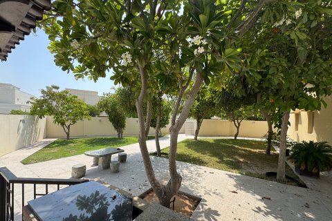 Meadows, Dubai, संयुक्त अरब अमीरात में विला, 4 बेडरूम, 371.97 वर्ग मीटर, संख्या 750007 - फ़ोटो 23