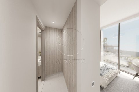 Apartment til salg i Saadiyat Island, Abu Dhabi, UAE 3 soveværelser, 182 kvm № 700620 - foto 3