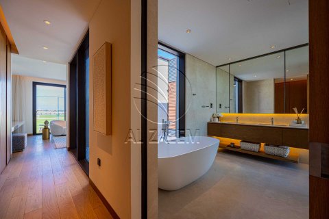 Villa til salg i Abu Dhabi, UAE 5 soveværelser, 792 kvm № 700621 - foto 14