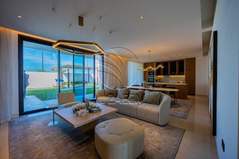 Villa til salg i Abu Dhabi, UAE 5 soveværelser, 792 kvm № 700621 - foto 2