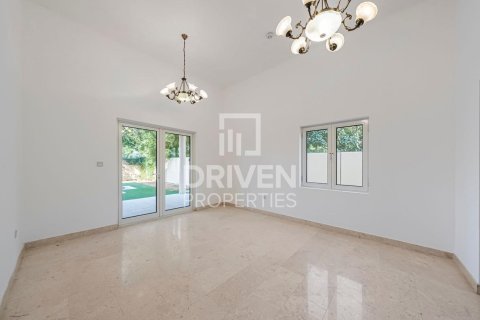 Vila v The Villa, Dubai, SAE 5 ložnice, 555.65 m² Č.: 756698 - fotografie 12