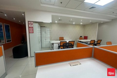 Office i Dubai, UAE 117.7 kvm № 711500
