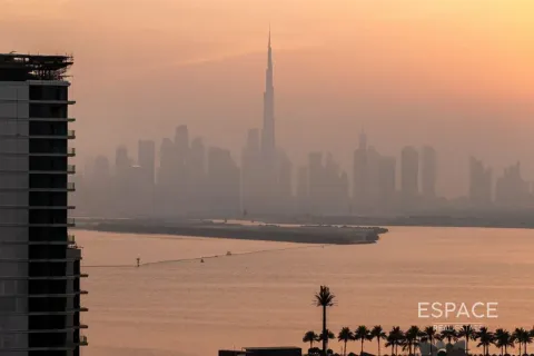 شقة للبيع في خور دبي، دبي، الإمارات العربية المتحدة 1 غرفة نوم ، 60 متر مربع ، رقم 650355 - صورة 1