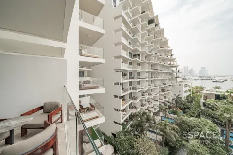 Palm Jumeirah, Dubai, संयुक्त अरब अमीरात में अपार्टमेंट, 2 बेडरूम, 162 वर्ग मीटर, संख्या 650352 - फ़ोटो 15