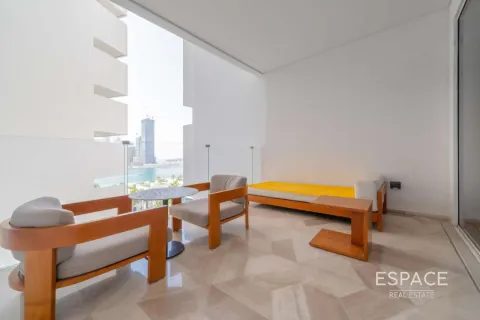 Lägenhet till försäljning i Palm Jumeirah, Dubai, UAE 1 sovrum, 113 kvm Nr. 650354 - fotografi 17