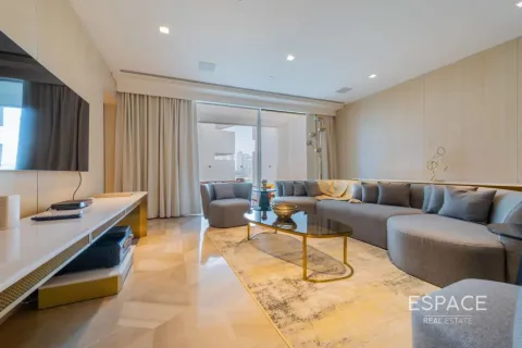 Lägenhet till försäljning i Palm Jumeirah, Dubai, UAE 1 sovrum, 113 kvm Nr. 650354 - fotografi 11