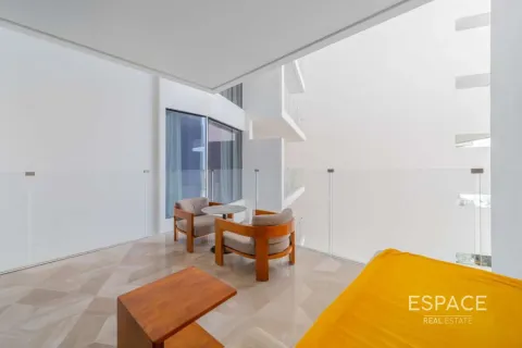 Lägenhet till försäljning i Palm Jumeirah, Dubai, UAE 1 sovrum, 113 kvm Nr. 650354 - fotografi 18