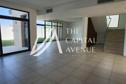 Vilă de închiriat în Yas Island, Abu Dhabi, EAU 4 dormitoare, 599 mp.  №681226 - poză 14