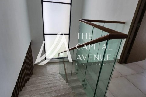 Vilă de închiriat în Yas Island, Abu Dhabi, EAU 4 dormitoare, 599 mp.  №681226 - poză 16