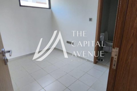 Vilă de închiriat în Yas Island, Abu Dhabi, EAU 4 dormitoare, 599 mp.  №681226 - poză 12