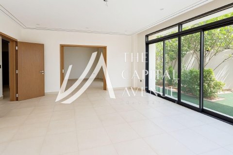 Vilă de închiriat în Yas Island, Abu Dhabi, EAU 5 dormitoare, 508 mp.  №681224 - poză 5