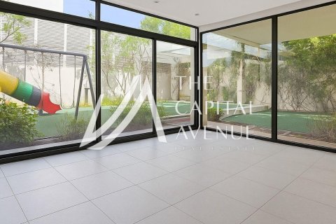 Vilă de închiriat în Yas Island, Abu Dhabi, EAU 5 dormitoare, 508 mp.  №681224 - poză 9