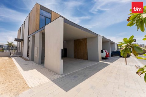 Radhus uthyres i Dubai, UAE 4 sovrum, 236.8 kvm Nr. 638119 - fotografi 1