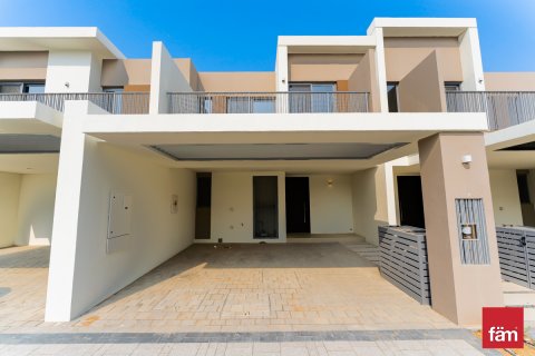 Üürile anda villa asukohaga Tilal Al Ghaf, Dubai, AÜE: 3 magamistoaga, 140.5 m² Nr 638123 - pilt 1