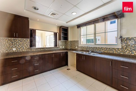 ویلا برای اجاره در Dubai، امارات متحده عربی 5 خوابه ، 727.4 متر مربع ، شماره 638120 - تصویر 15