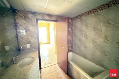 Lägenhet till försäljning i City of Arabia, Dubai, UAE 2 sovrum, 134.1 kvm Nr. 696696 - fotografi 15