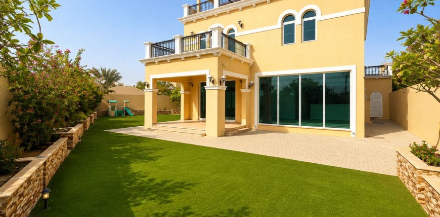 Vila di Jumeirah Park, Dubai, UEA 4 kamar tidur, 726.6 m2 nomor 758379