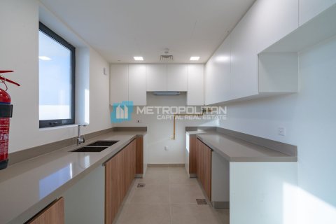 Townhouse in Al Ghadeer, Abu Dhabi, UAE 3 bedrooms, 199.5 sq.m. № 651953 - photo 18