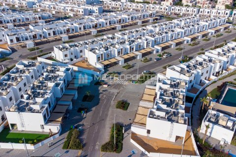 Townhouse in Al Ghadeer, Abu Dhabi, UAE 3 bedrooms, 199.5 sq.m. № 651953 - photo 23