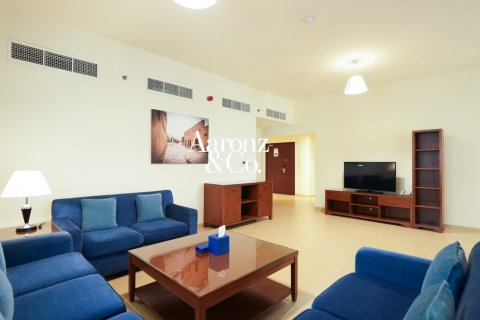 هتل آپارتمان برای اجاره در Jumeirah Beach Residence، Dubai، امارات متحده عربی 2 خوابه ، 138 متر مربع ، شماره 721284 - تصویر 2