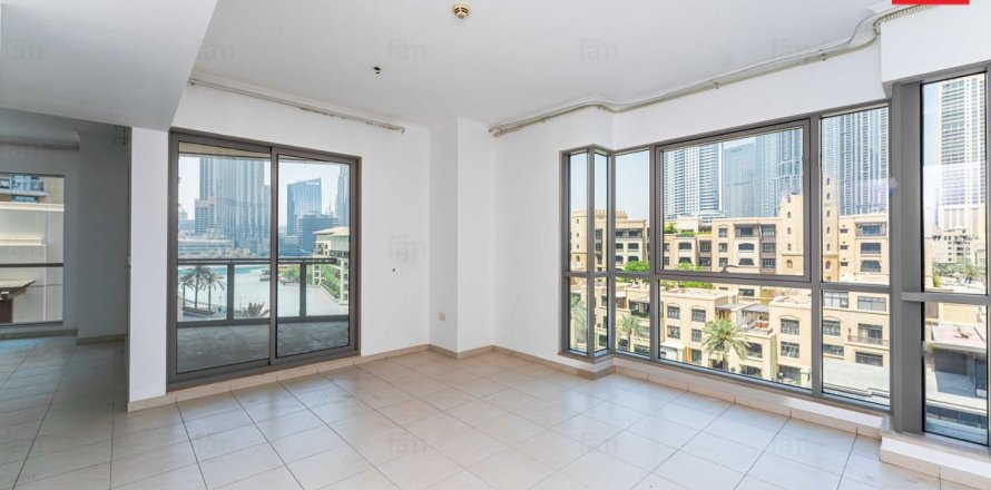 Wohnung in Downtown Dubai (Downtown Burj Dubai), Dubai, VAE: 3 Schlafzimmer, 241.4 m2 Nr. 711575