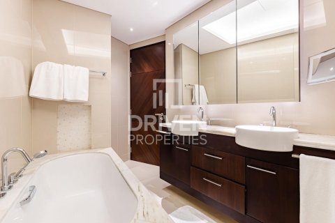 Downtown Dubai (Downtown Burj Dubai), Dubai, UAE의 판매용 아파트 침실 2개, 143.35제곱미터 번호 755946 - 사진 13
