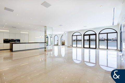 Palm Jumeirah、Dubai、UAE にあるヴィラの賃貸物件 5ベッドルーム、681 m2、No668292 - 写真 2
