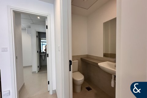 Снять в аренду виллу в Town Square, Дубай, ОАЭ 3 спальни, 197м2, № 668291 - фото 10