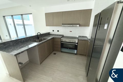 Vilë në Damac Lagoons, Dubai, Emiratet e Bashkuara Arabe 5 dhoma gjumi, 264 m2. № 668290 - Foto 15