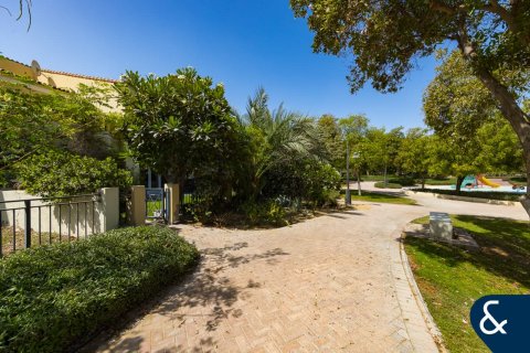 Villa itt: Motor City, Dubai, EAE, 4 hálószoba, 454 m², azonosító: 666262 - fénykép 15