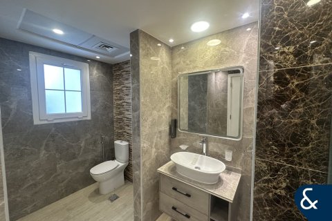 וילה להשכרה ב Arabian Ranches, Dubai, איחוד האמירויות  4 חדרי שינה, 279 מ"ר, מספר 666256 - תמונה 5