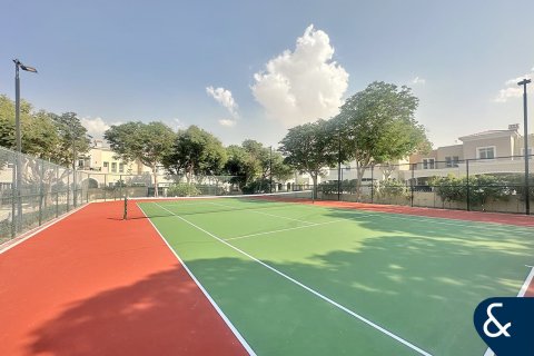 וילה להשכרה ב Arabian Ranches, Dubai, איחוד האמירויות  4 חדרי שינה, 279 מ"ר, מספר 666256 - תמונה 21